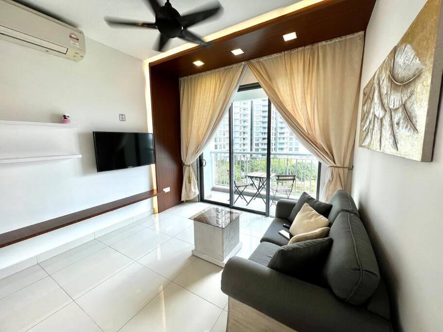 Teega Suites Puteri Harbour Iskandar Puteri #Poolview Seaview Нусаяя Екстер'єр фото