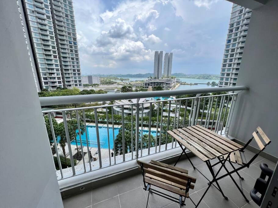 Teega Suites Puteri Harbour Iskandar Puteri #Poolview Seaview Нусаяя Екстер'єр фото